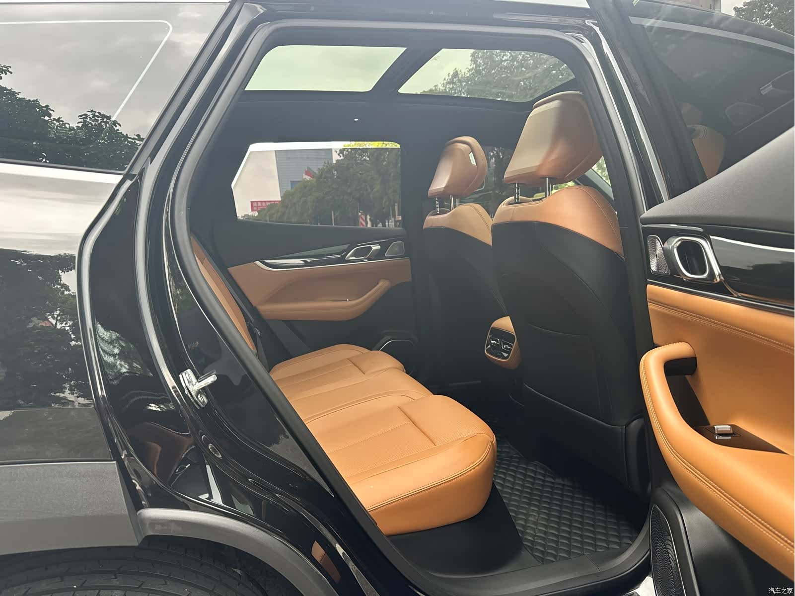 Geely Boyue, 2025 10