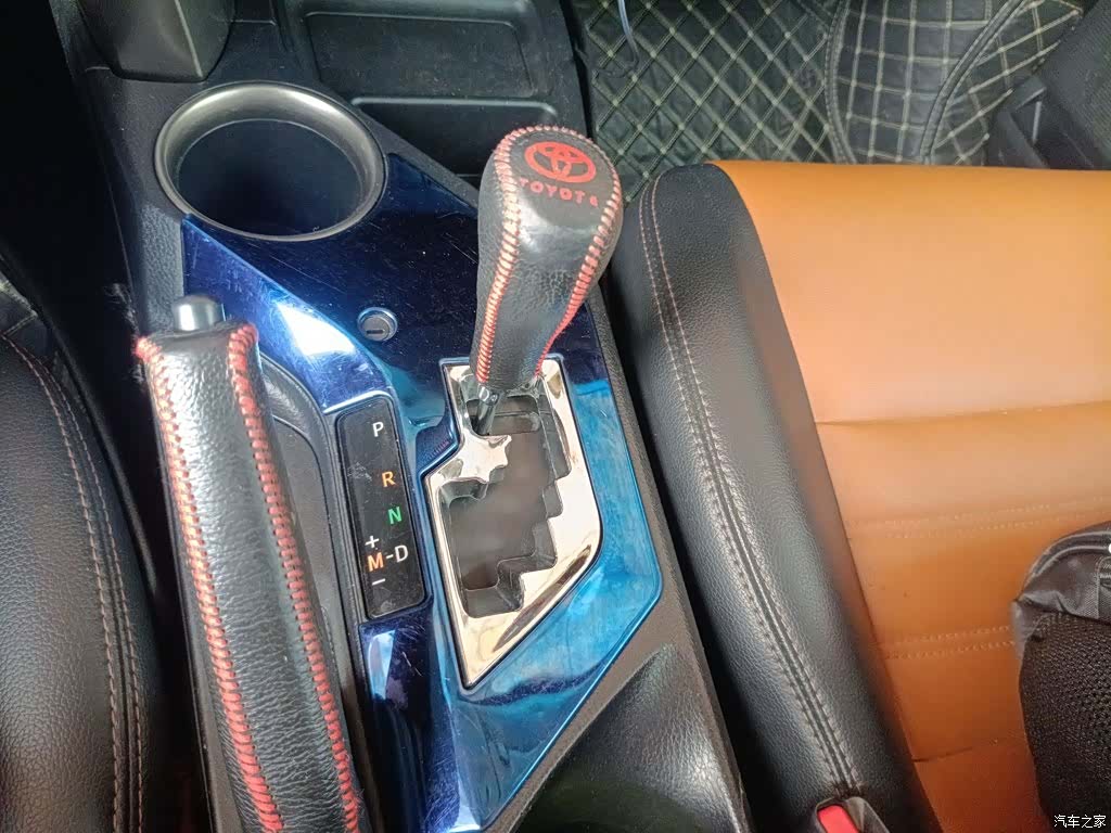 Toyota RAV4, 2014 14