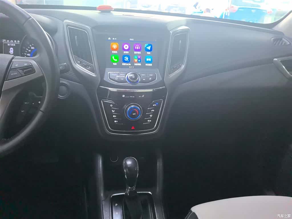 Changan CS35, 2018 13