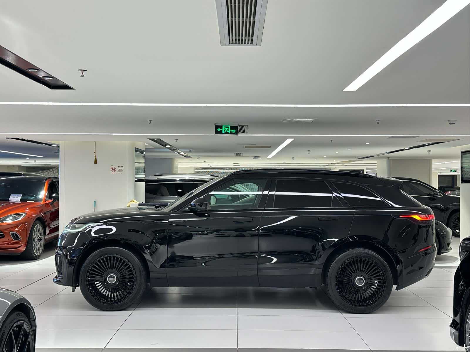 Land Rover Range Rover, 2019 16
