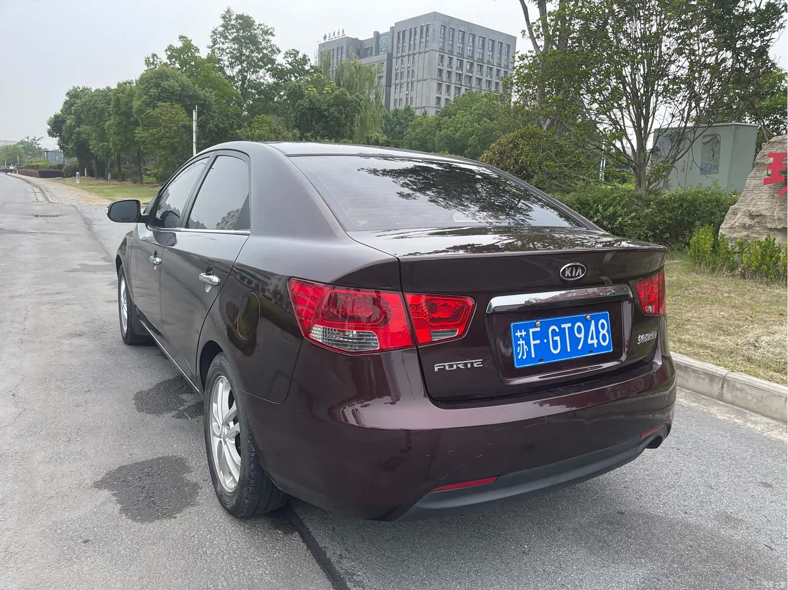 Kia GL, 2010 7