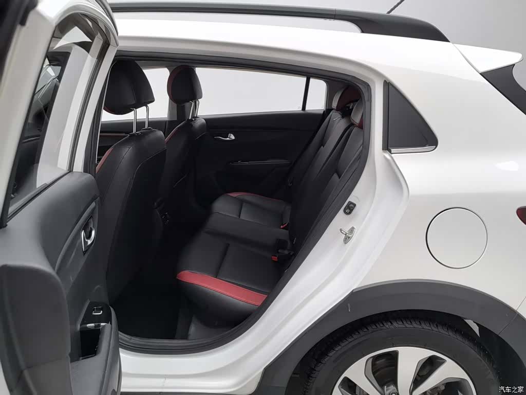 Kia KX, 2019 15