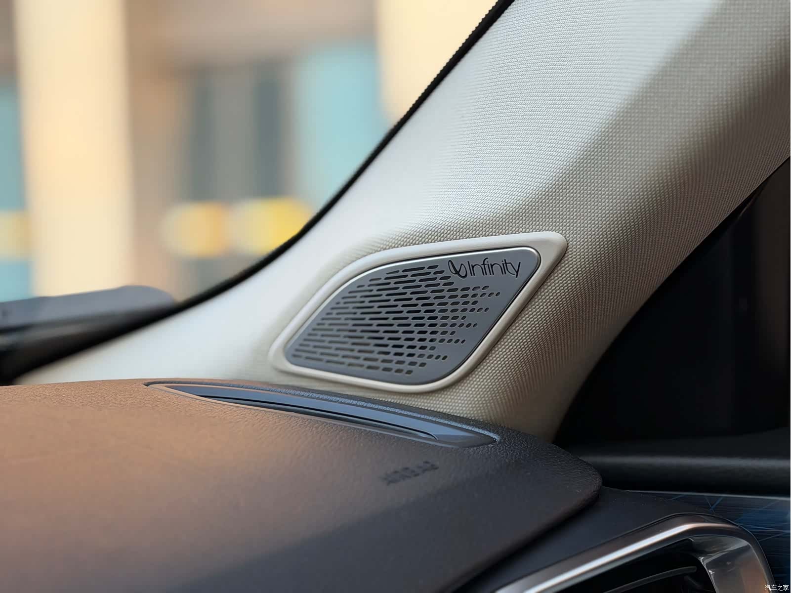 Lynk & Co 01, 2018 21