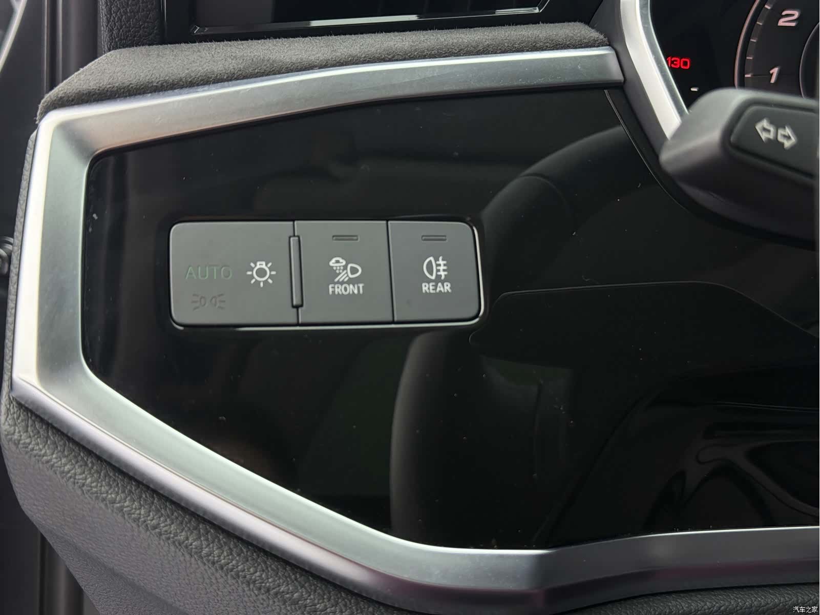 Audi Q3, 2023 19