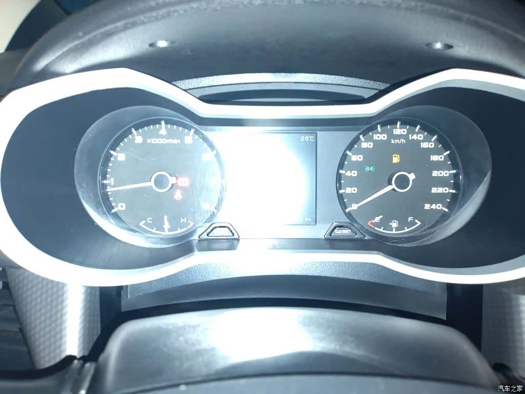 Geely Emgrand, 2017 4