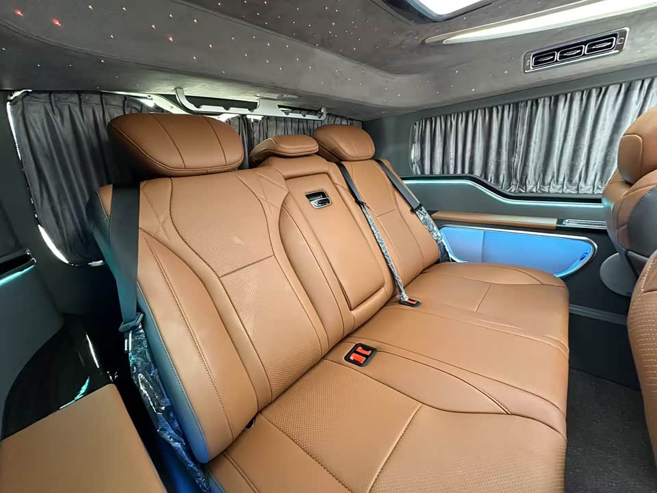 Toyota HIACE Toyota HIACE