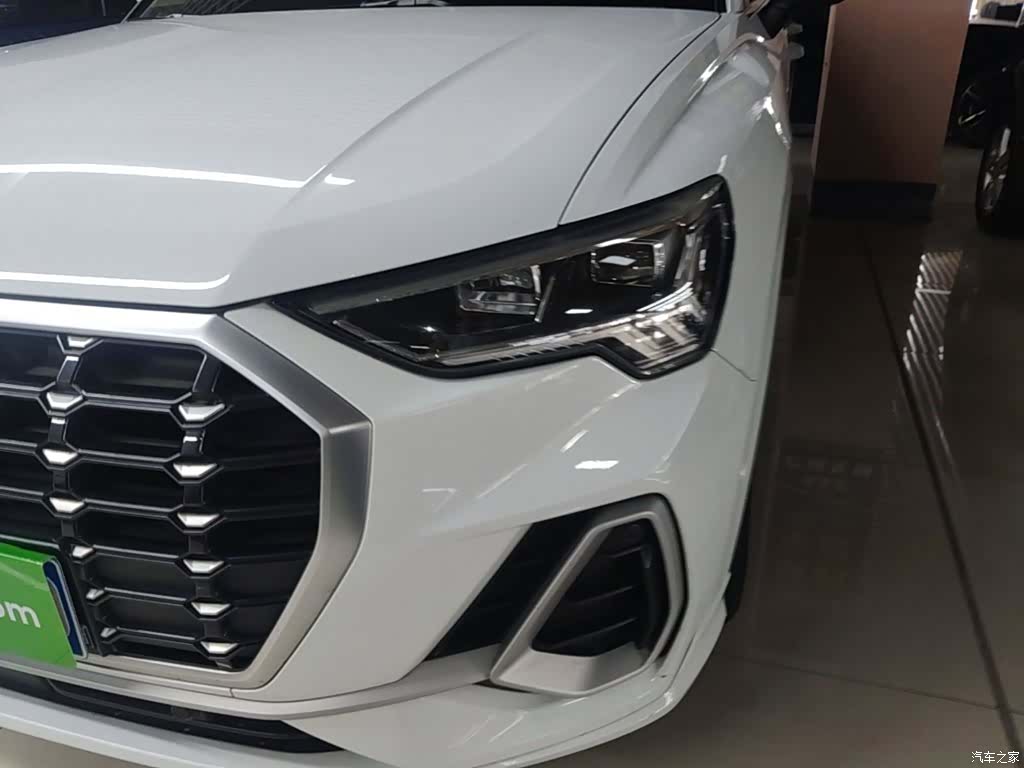 Audi Q3, 2021 24