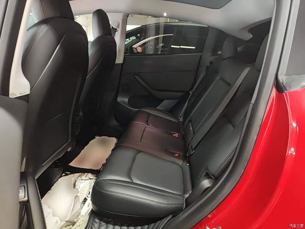 Tesla Model Y, 2021 13