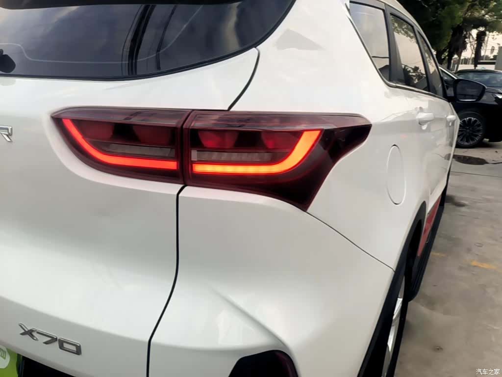 Jetour X70, 2023 24