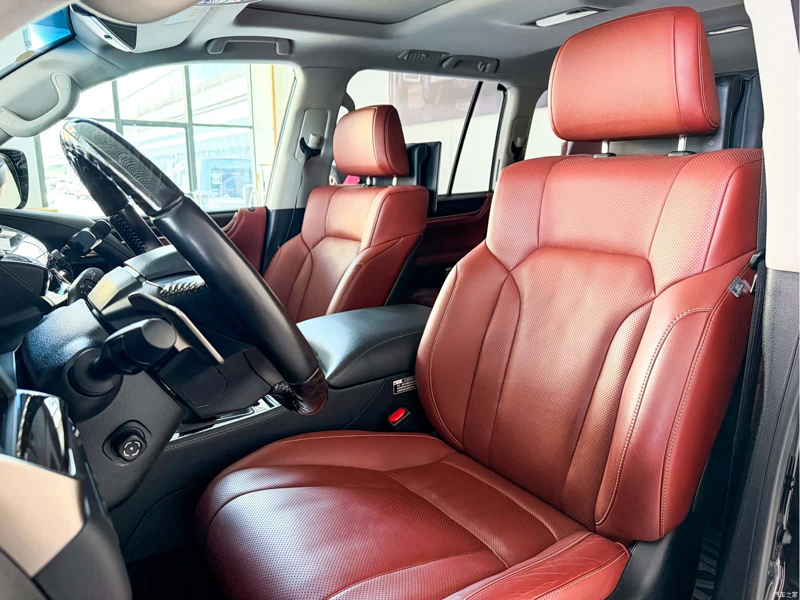 Lexus LX, 2020 9