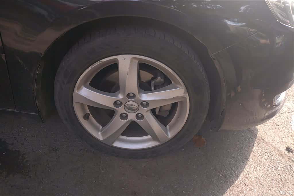 Bestune B70, 2014 6