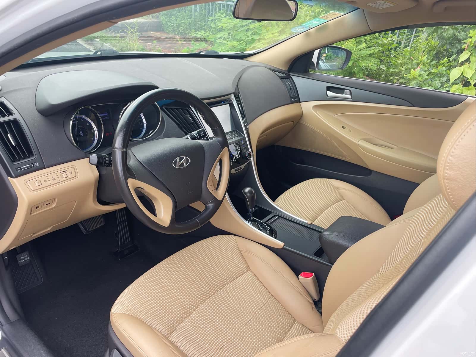 Hyundai Sonata, 2014 13