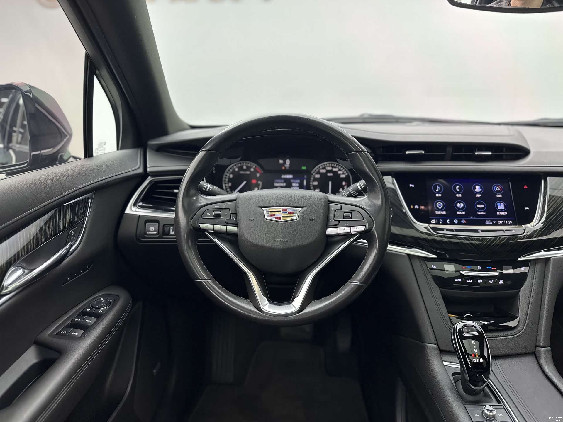 Cadillac XT6, 2021 8