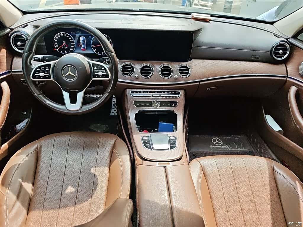 Mercedes-Benz E-Class, 2019 13