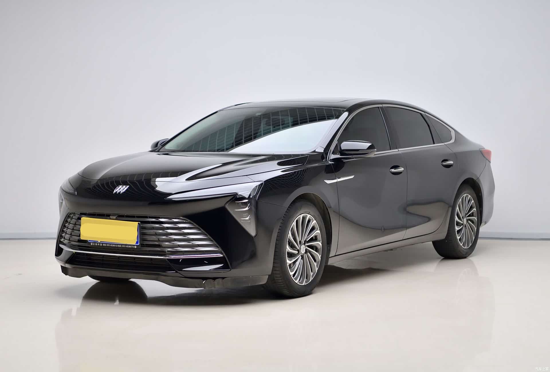 Buick LaCrosse, 2023 1