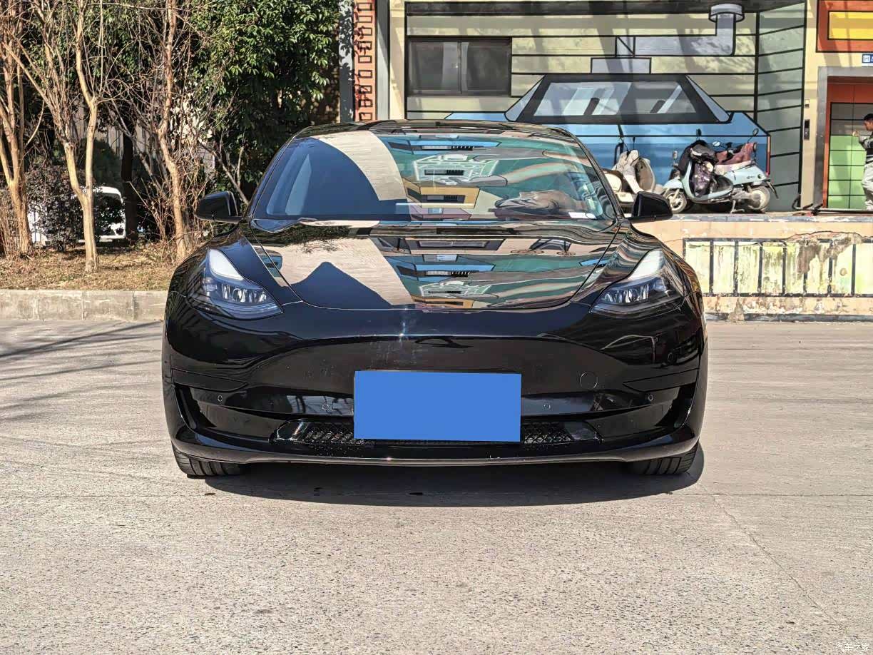 Tesla Model 3, 2022 2