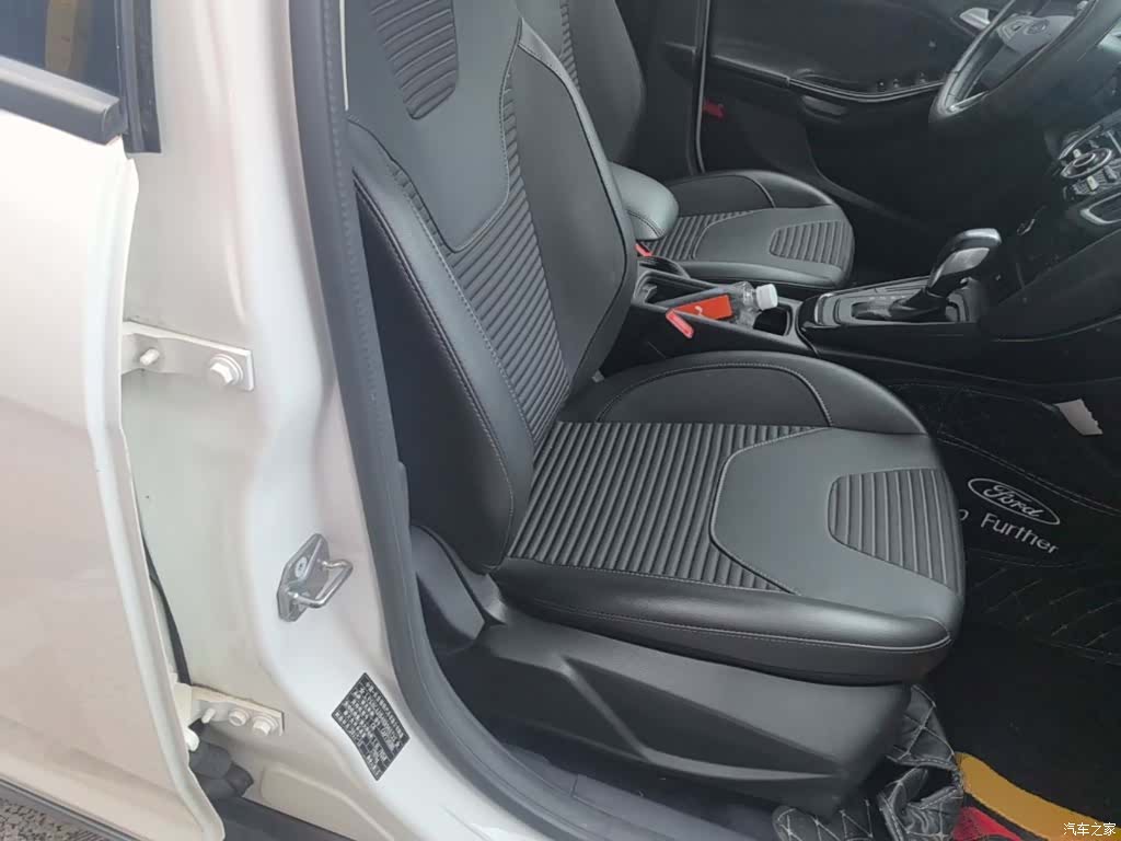 Ford Focus, 2018 25
