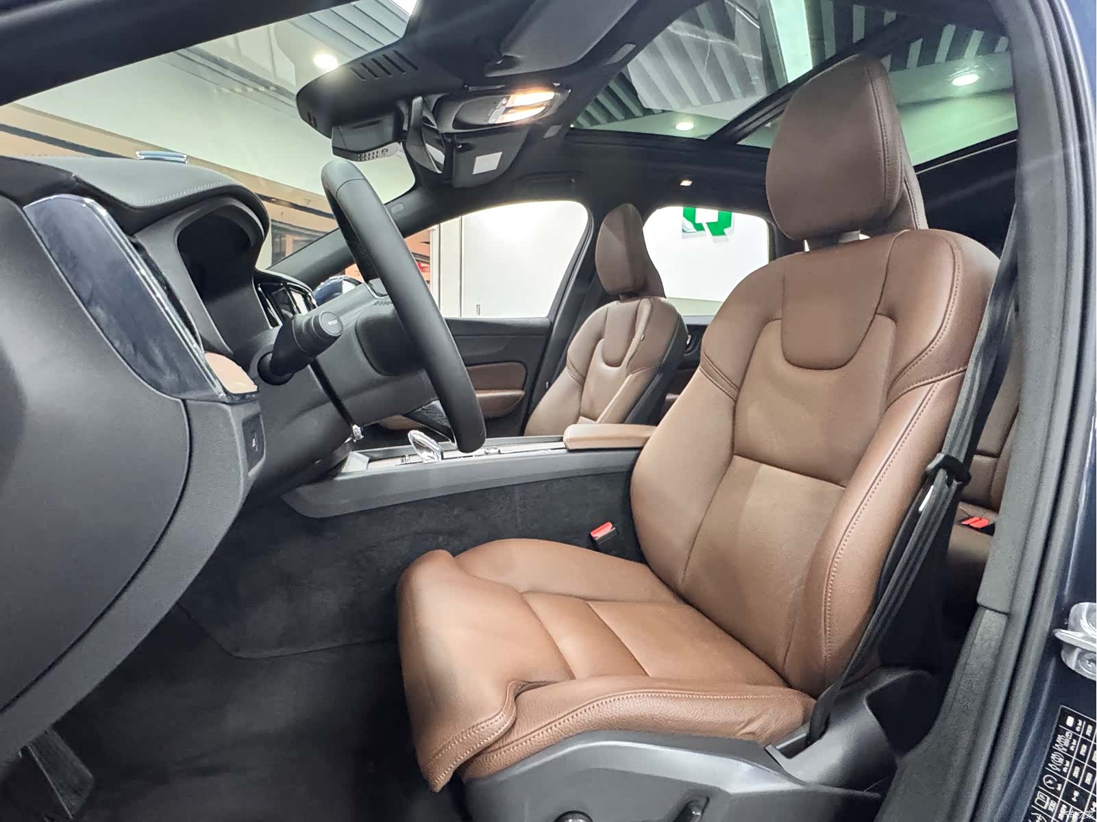 Volvo XC60, 2023 6