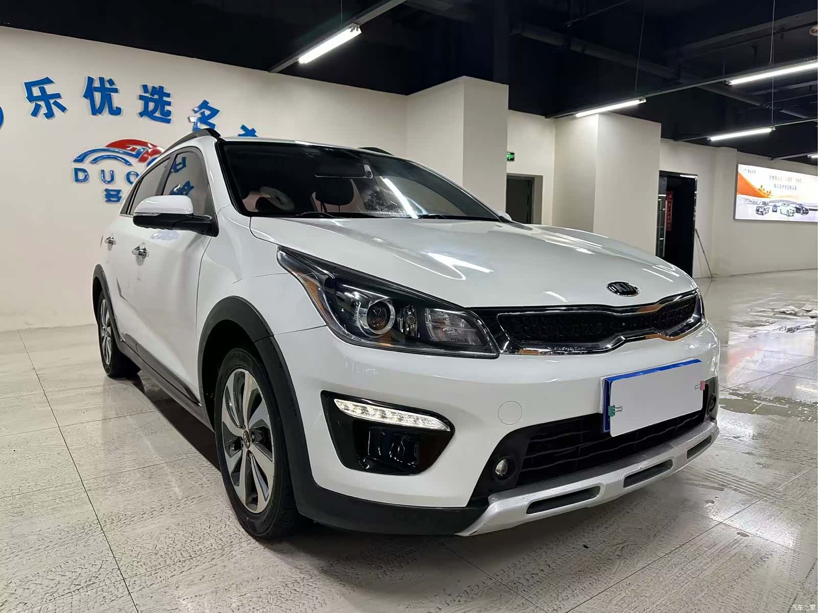 Kia KX, 2019 3