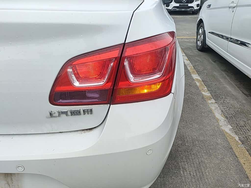 Chevrolet SE, 2016 8