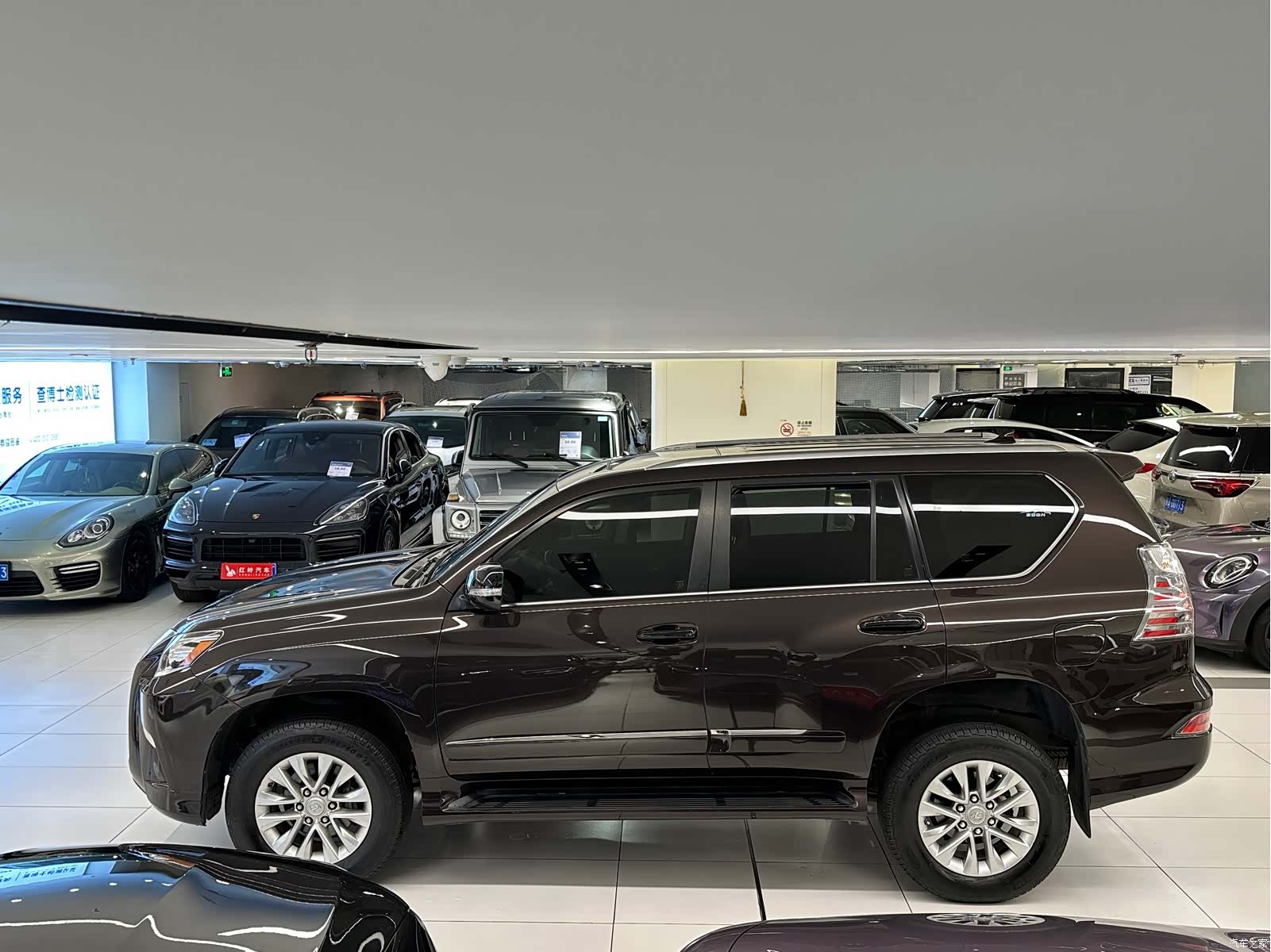 Lexus GX, 2014 4