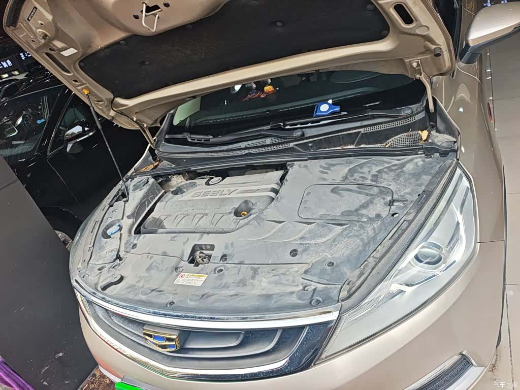 Geely Emgrand, 2017 16