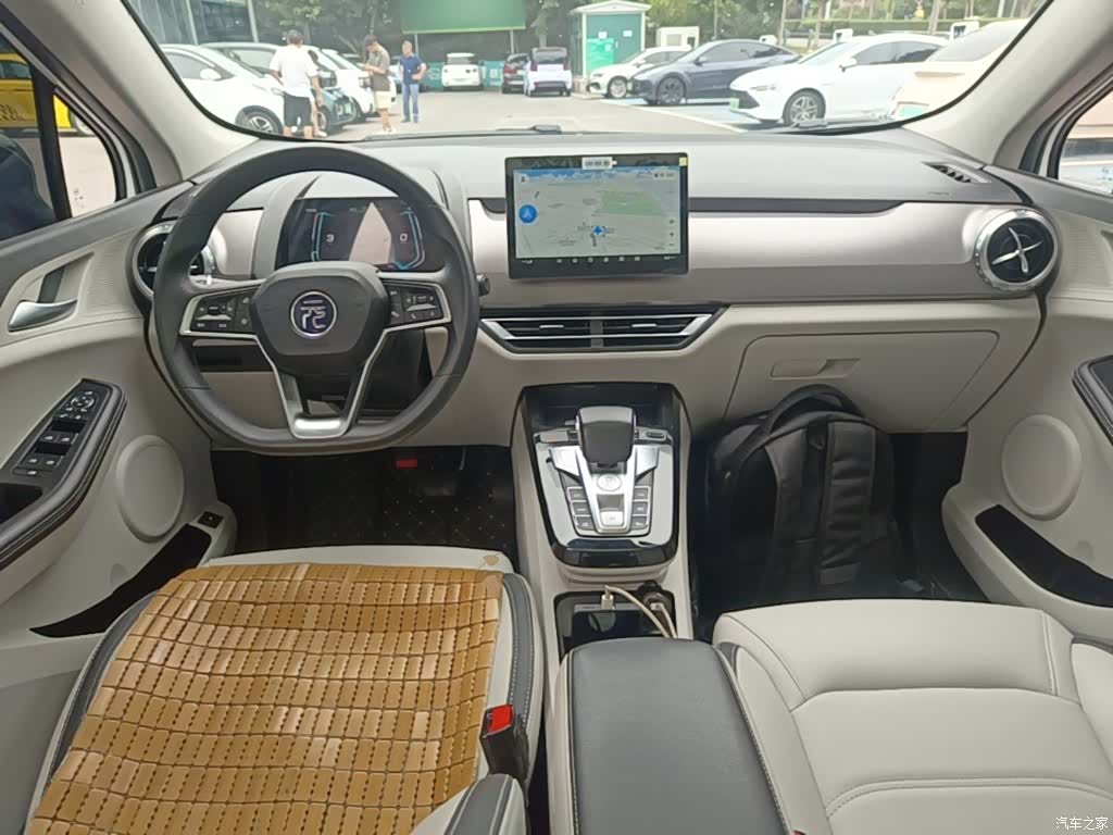 BYD Yuan, 2022 10