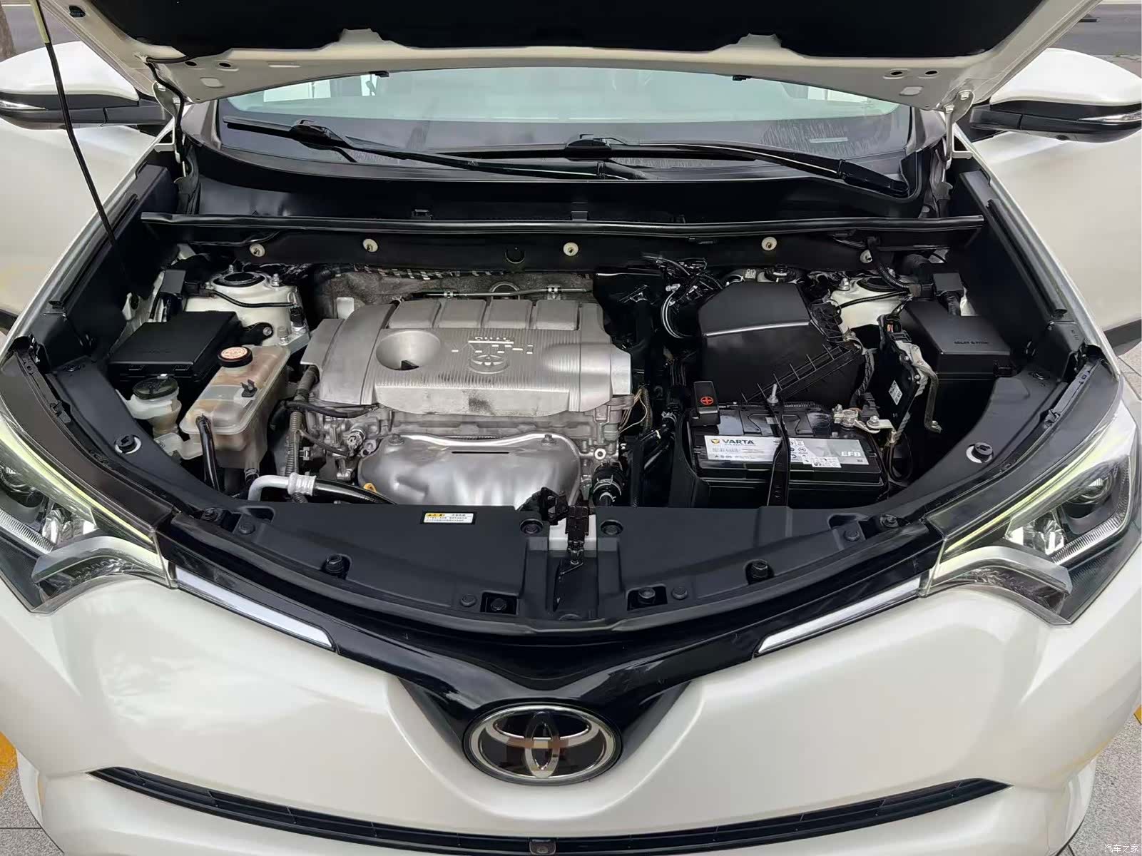 Toyota RAV4, 2016 13