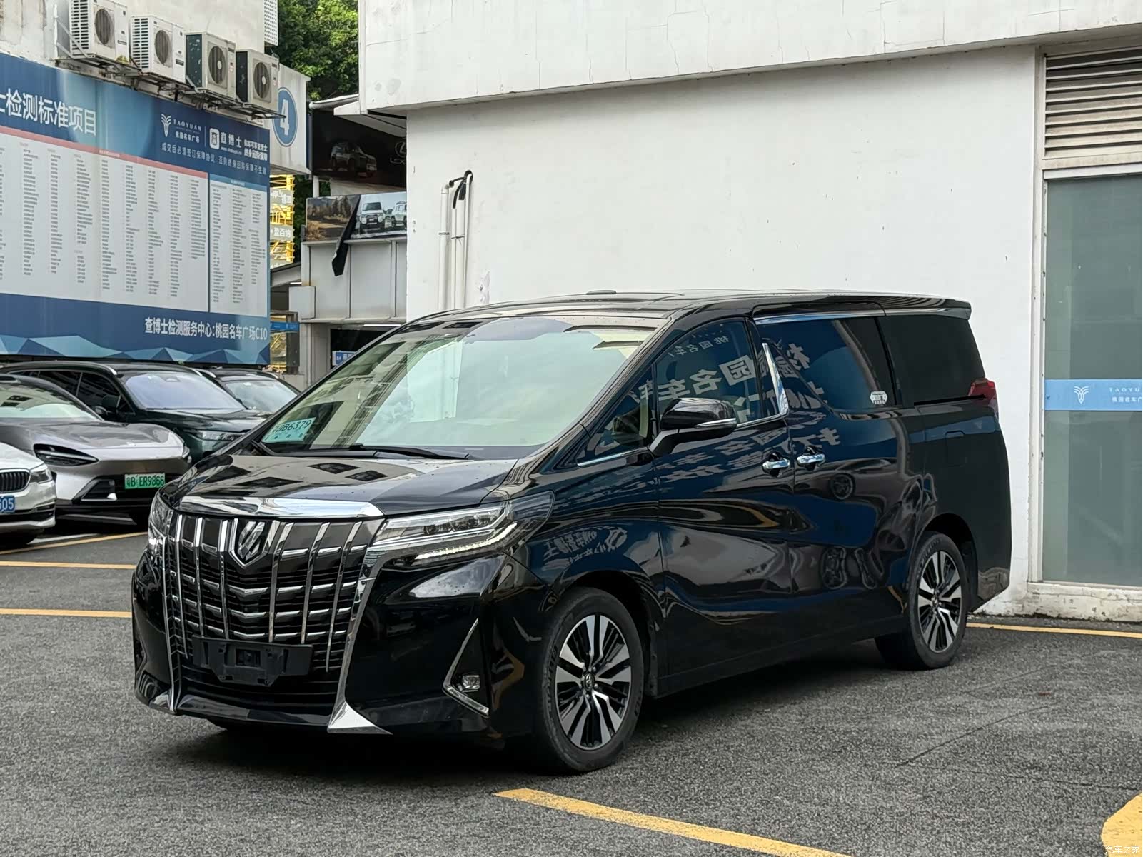 Toyota Alphard, 2019 2