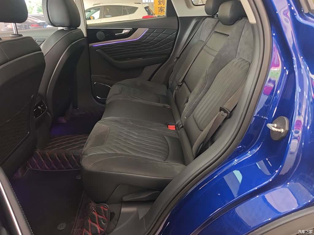 Hongqi HS5, 2022 17