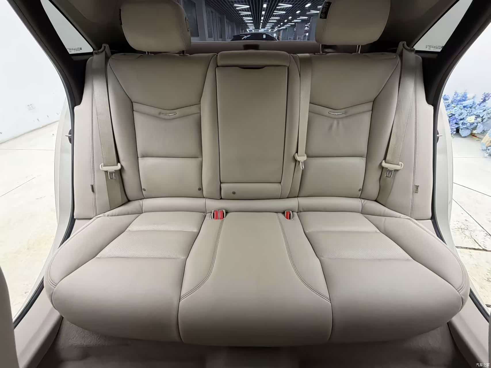 Cadillac XTS, 2016 18