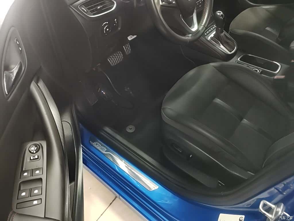 Buick Verano, 2017 9