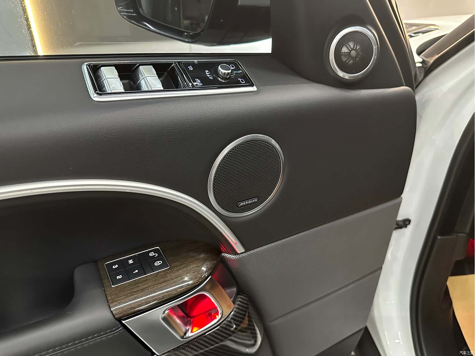 Land Rover Range Rover, 2019 10