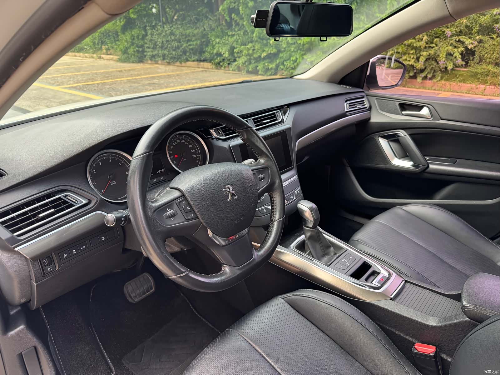 Peugeot 408, 2016 15