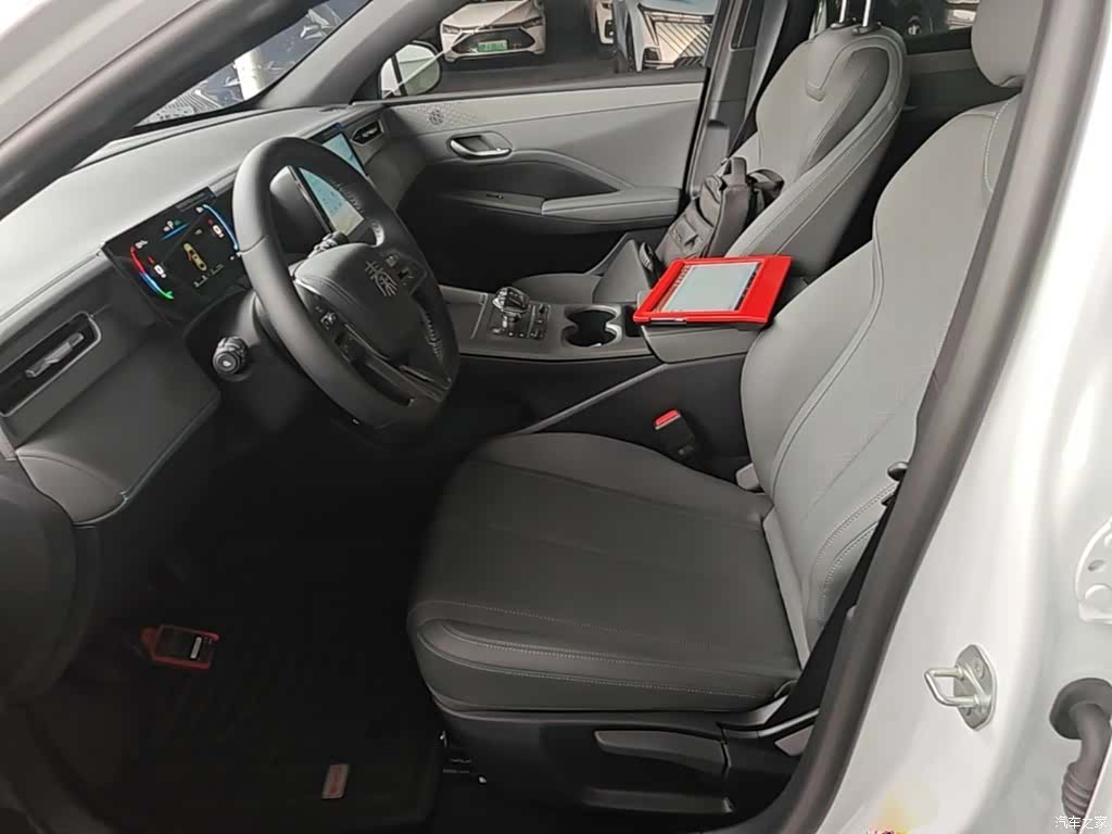 BYD Qin, 2025 15