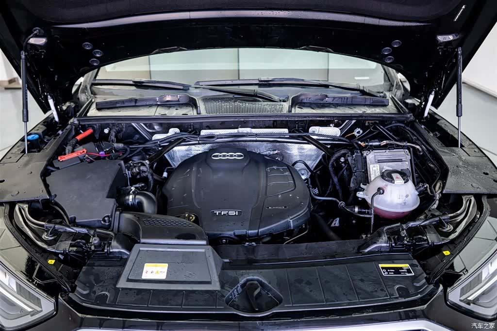 Audi Q5L, 2023 8