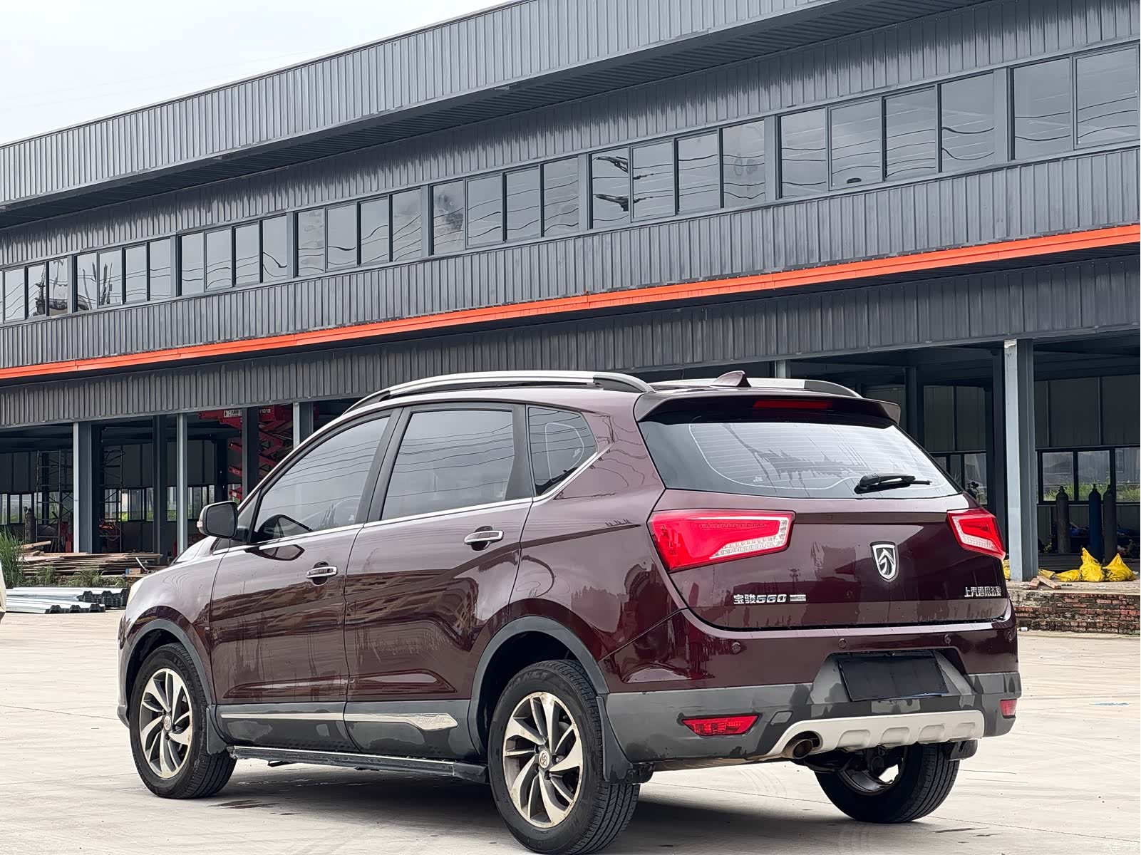 Wuling 560, 2017 7
