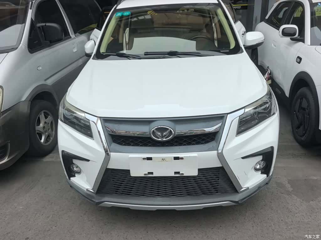 BAIC S5, 2017 3