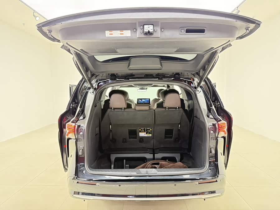 Toyota SIENNA 2023, фото 15