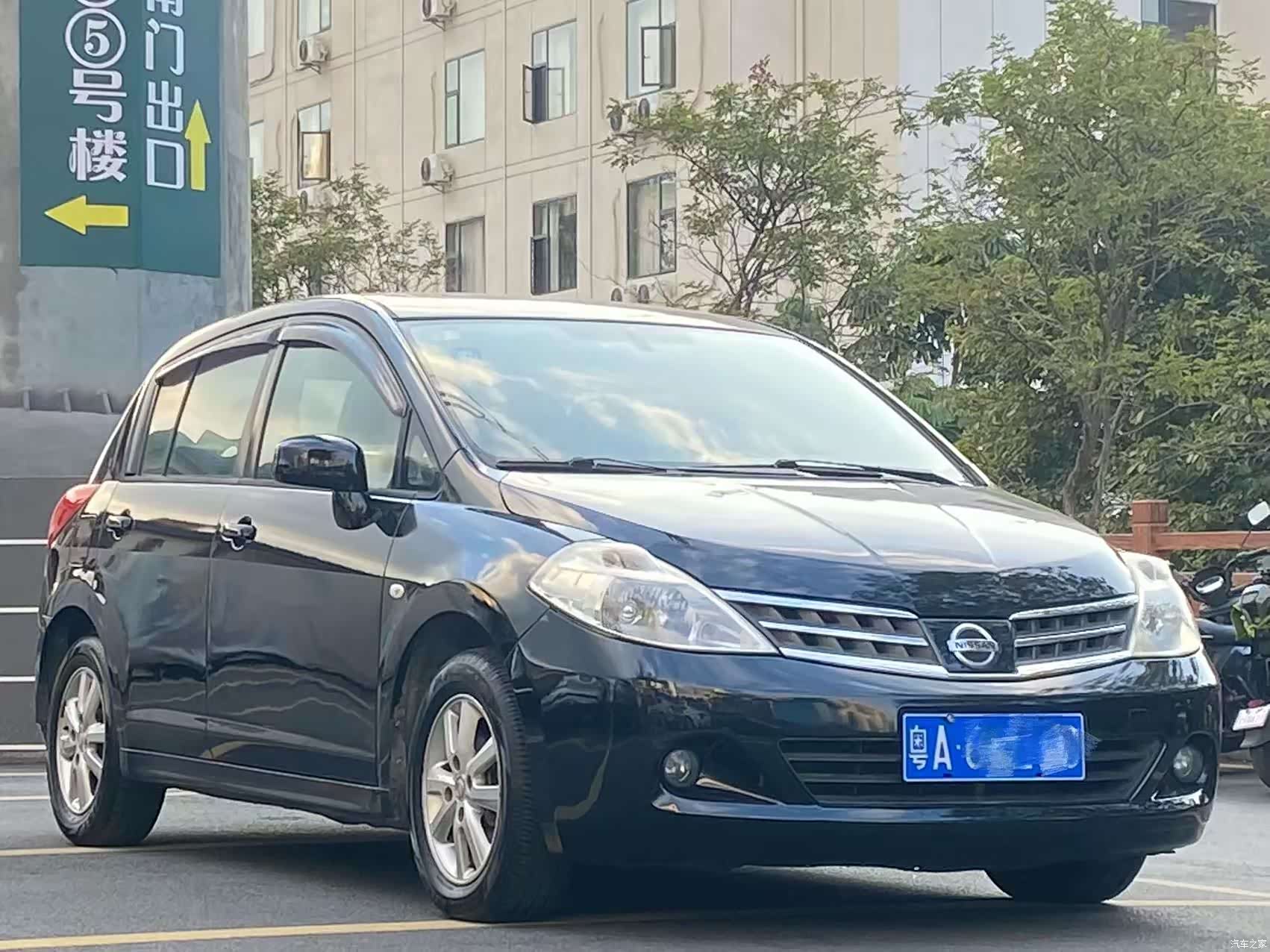 Nissan Tiida, 2010 3