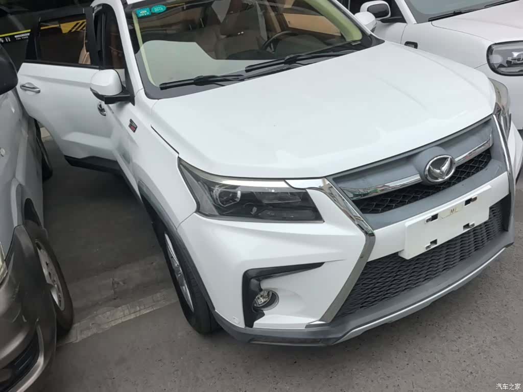 BAIC S5, 2017 4