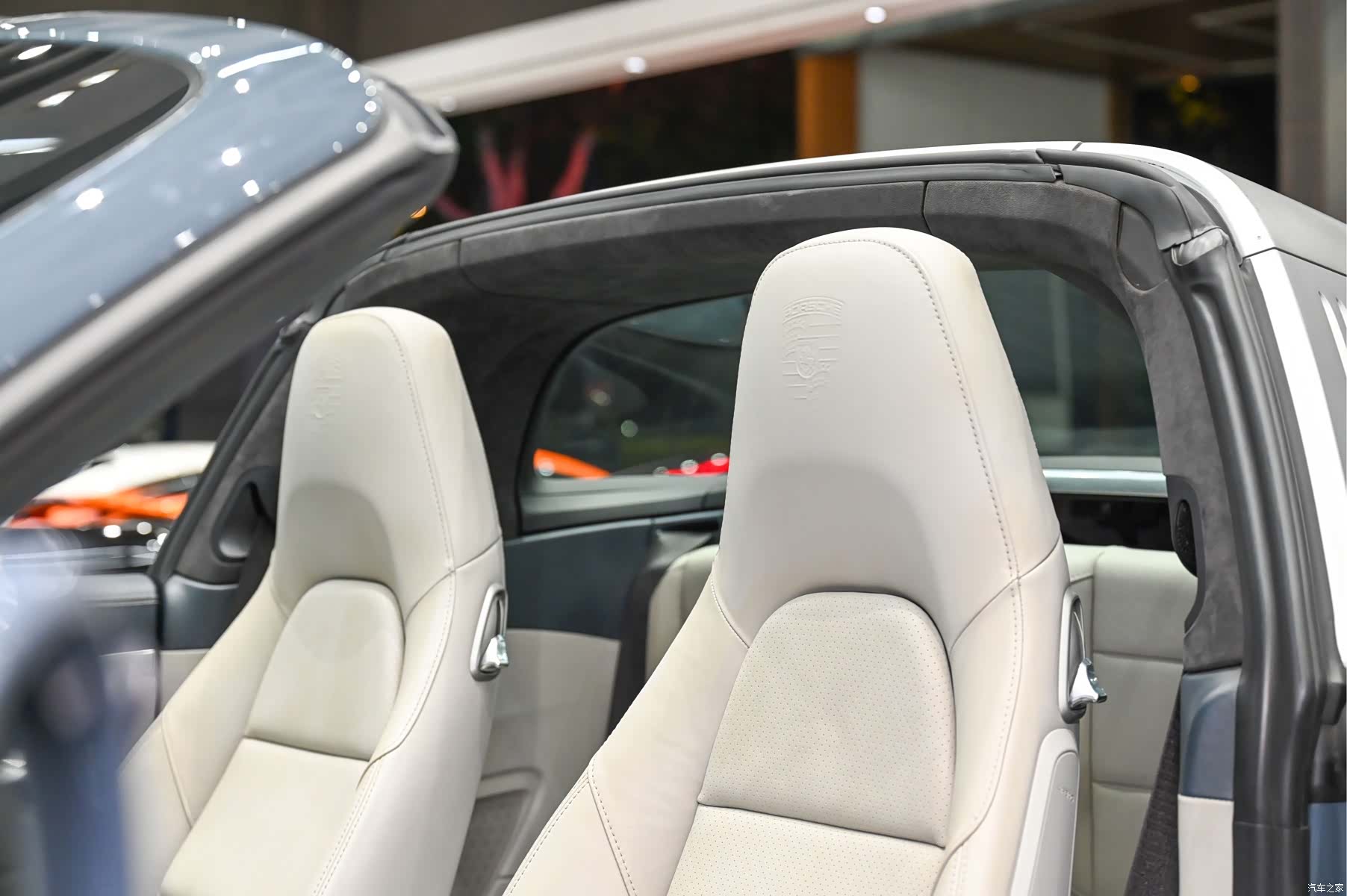 Porsche 911, 2018 14