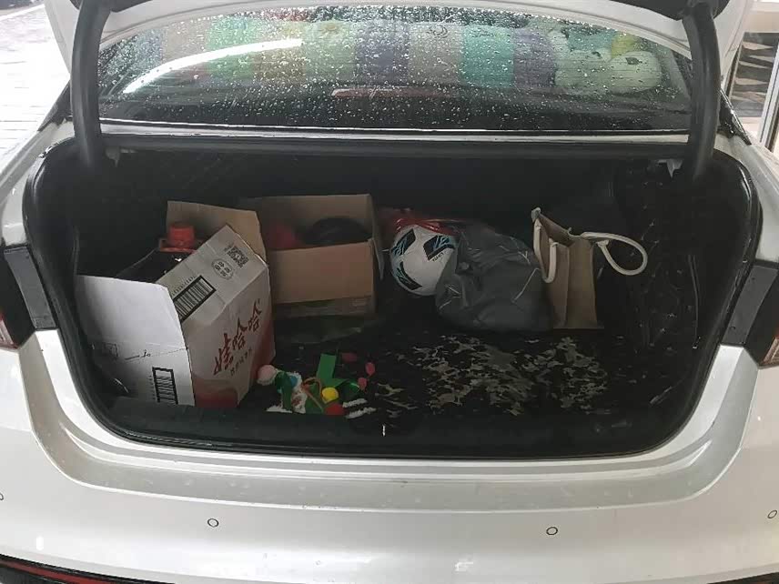 Kia K5 Kia K5