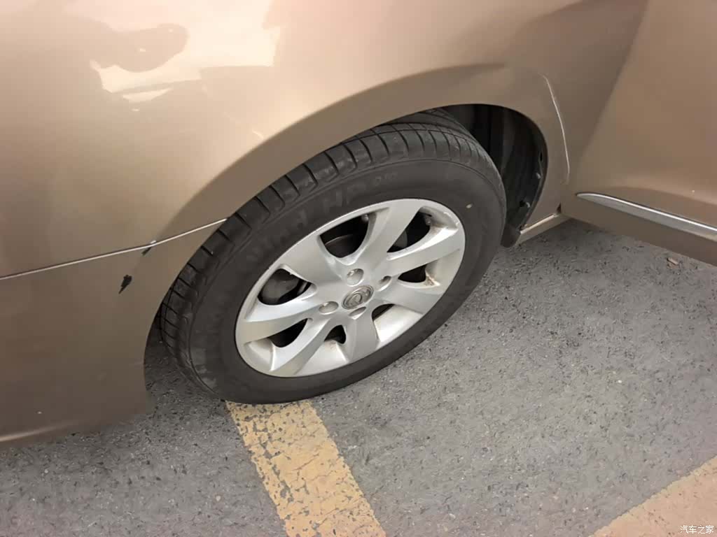 DongFeng A60, 2015 23
