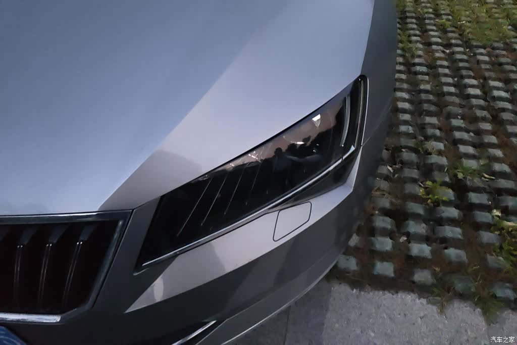 Skoda Superb, 2017 все фото