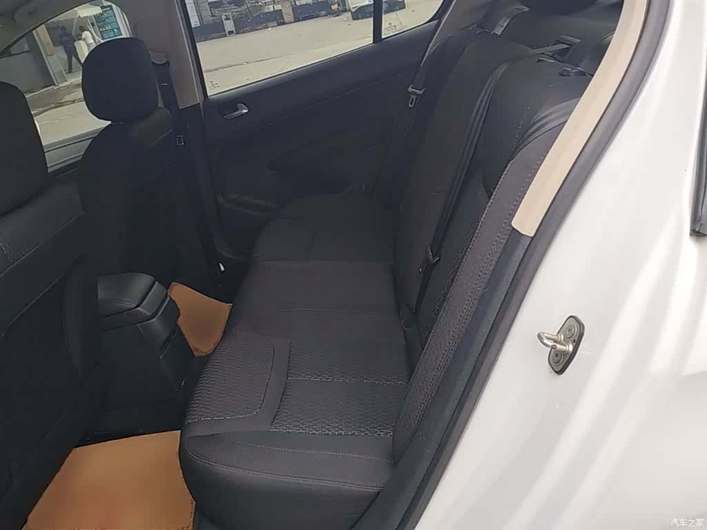 Peugeot 308, 2015 17