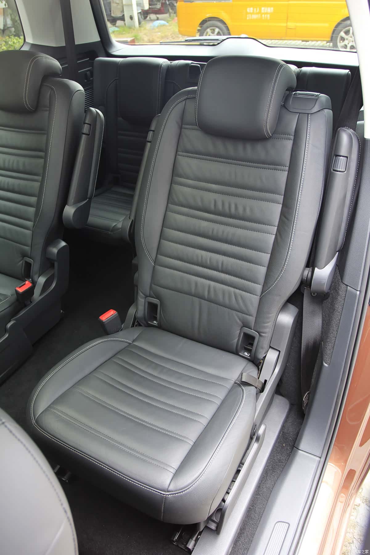 Volkswagen L, 2017 10
