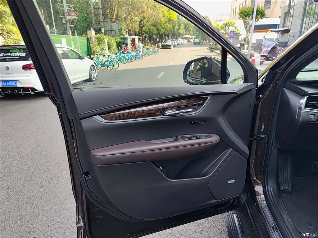 Cadillac XT6, 2020 6