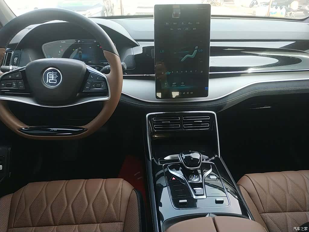 BYD Tang, 2022 13