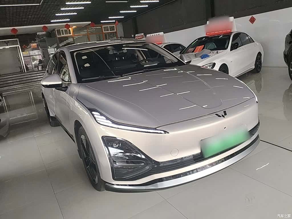 Wuling Starlight, 2024 4